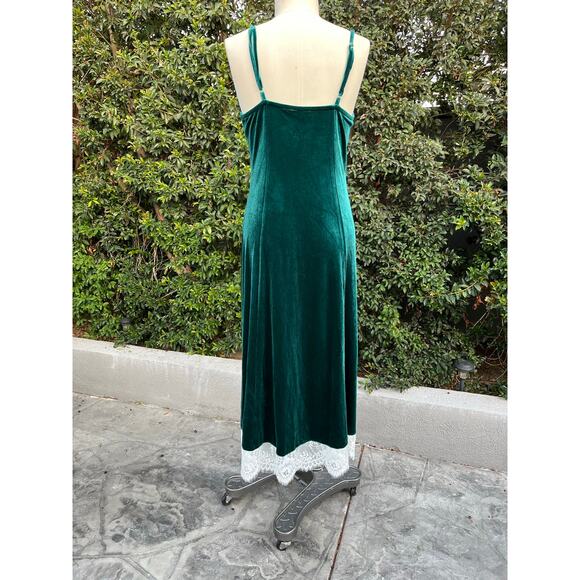 Hot Topic Green Velvet Lace Slip Dress Women’s Medium Grunge Goth - Picture 2 of 7